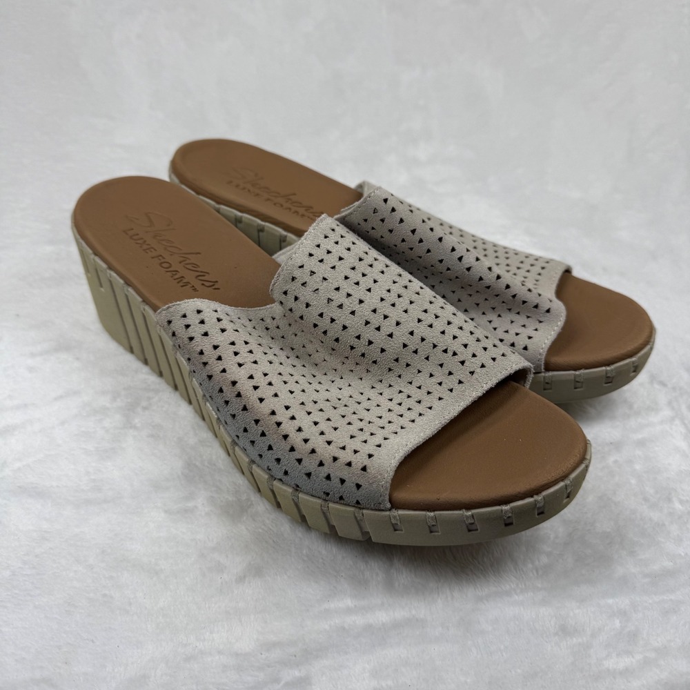 Skechers Luxe Foam Womens Taupe Perforated Wedge Platform Slide Sandals 11 READ